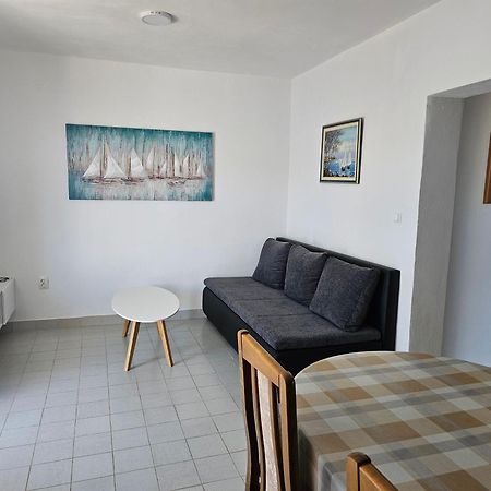 Apartments Lucin Дрвеник-Велики Экстерьер фото